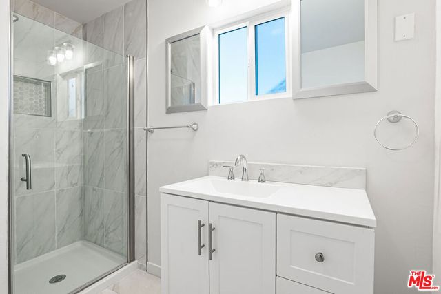 1500 W 58th Place, Los Angeles, CA 90047