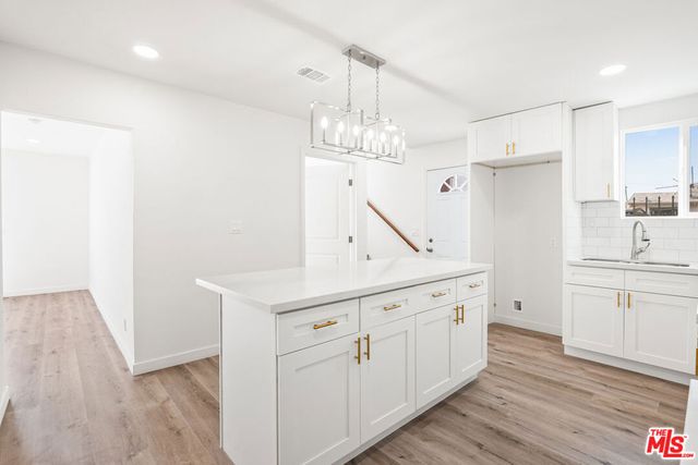 1500 W 58th Place, Los Angeles, CA 90047