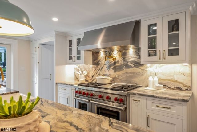 241 Grove Street, Ramsey Boro, NJ 07446