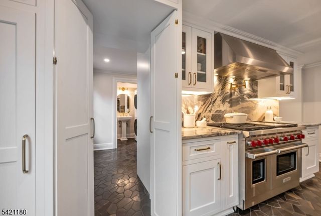 241 Grove Street, Ramsey Boro, NJ 07446