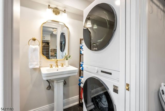 241 Grove Street, Ramsey Boro, NJ 07446