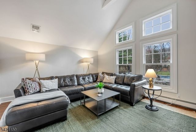 241 Grove Street, Ramsey Boro, NJ 07446