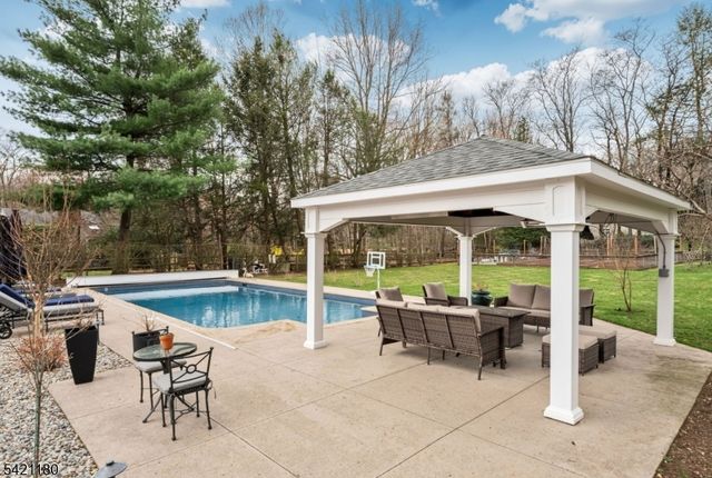 241 Grove Street, Ramsey Boro, NJ 07446