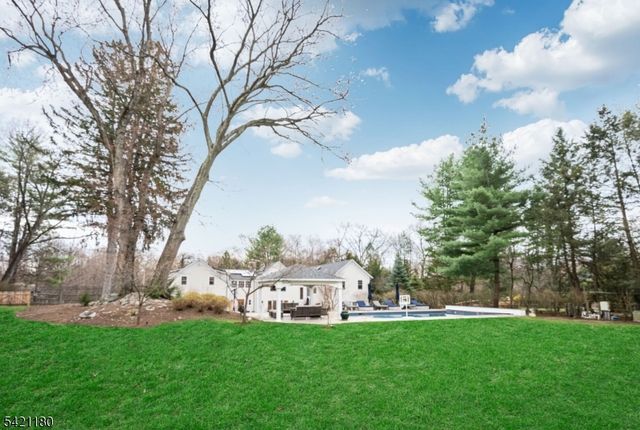 241 Grove Street, Ramsey Boro, NJ 07446