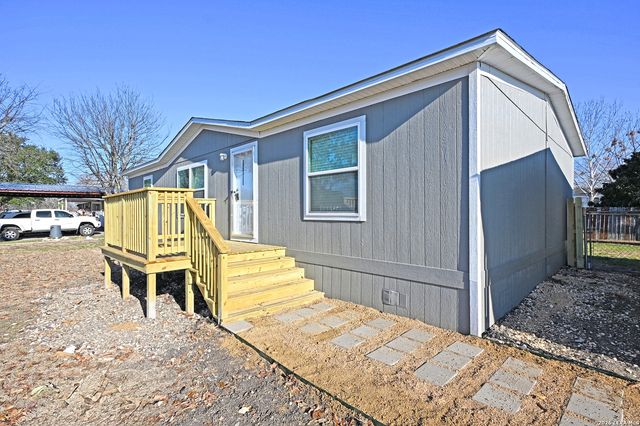 1358 BARTELS CT, New Braunfels, TX 78130