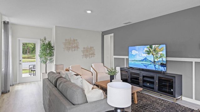 8577 CAPE FOX COVE, Lakeland, FL 33810