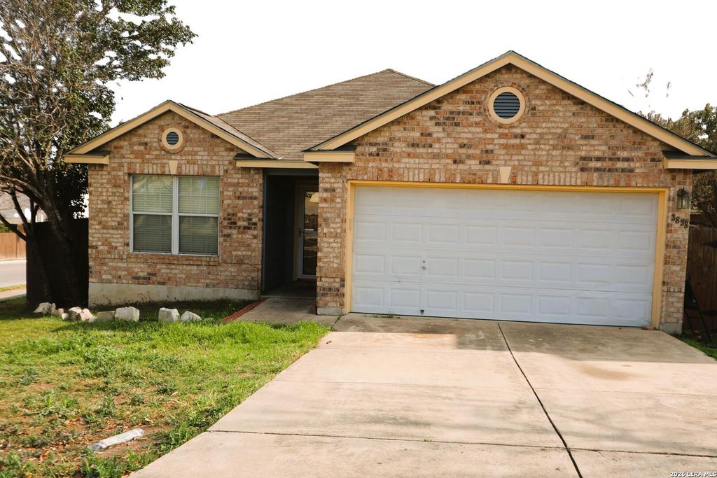3838 Pavo Viejo, San Antonio, TX 78223
