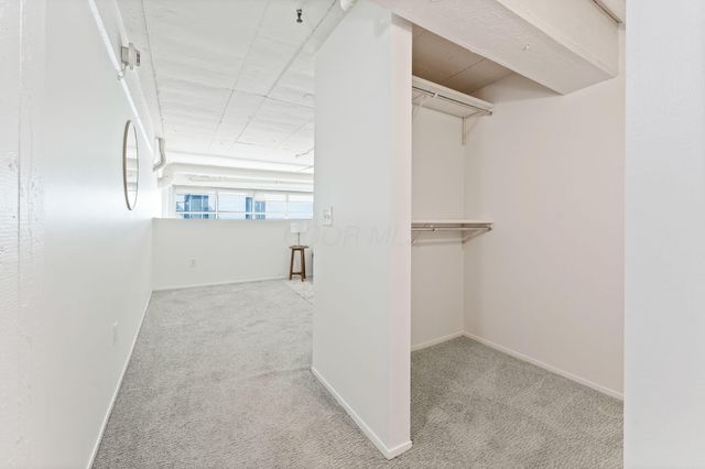 60 E Spring Street, 211, Columbus, OH 43215