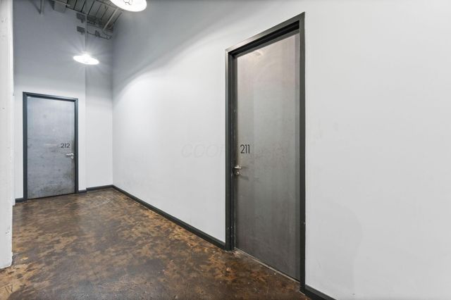 60 E Spring Street, 211, Columbus, OH 43215