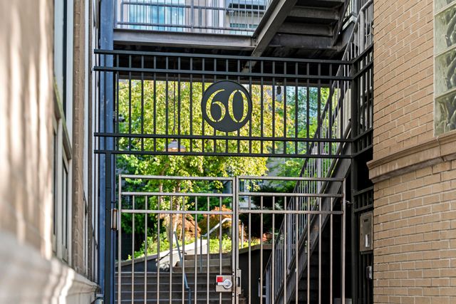60 E Spring Street, 211, Columbus, OH 43215