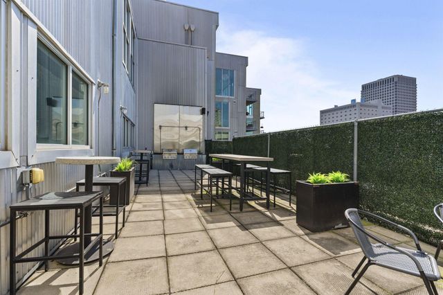 60 E Spring Street, 211, Columbus, OH 43215