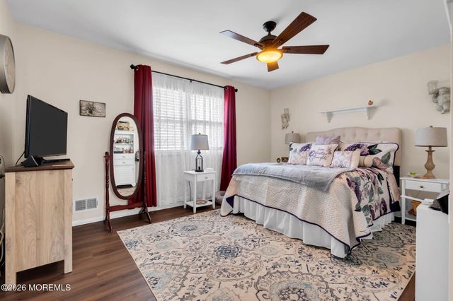 4 Michigan Drive 363, Matawan, NJ 07747