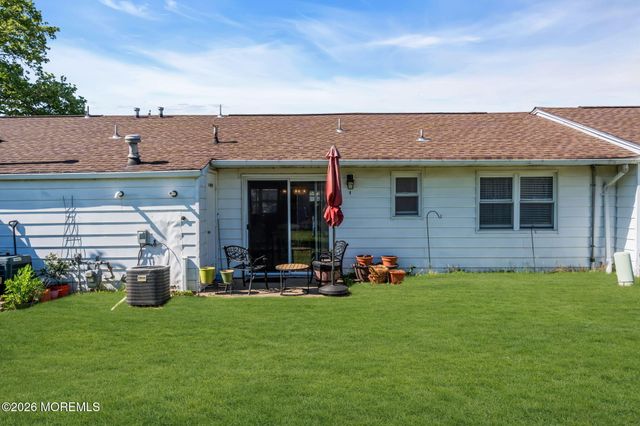 4 Michigan Drive 363, Matawan, NJ 07747