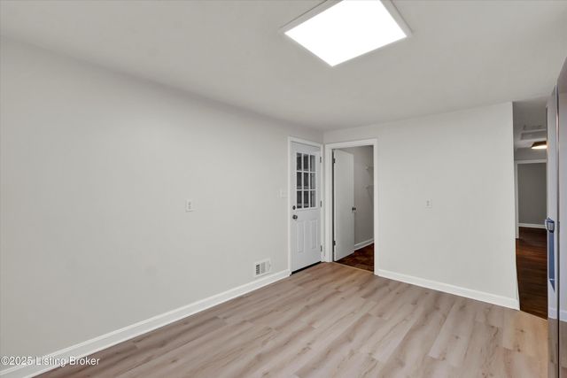 6607 Sky Blue Ave, Louisville, KY 40258