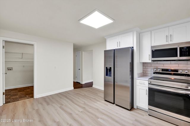 6607 Sky Blue Ave, Louisville, KY 40258