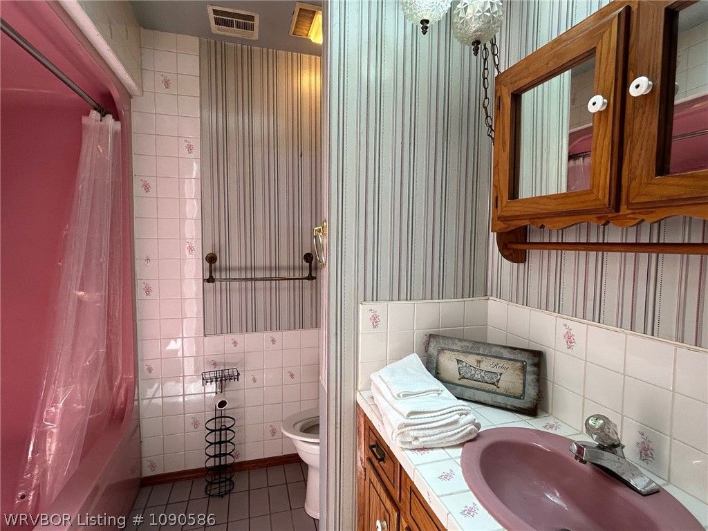 17793 Orchard Lane 17793 Orchard Lane