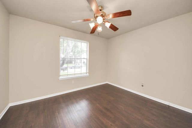 23127 N Waterlake Drive, Richmond, TX 77406