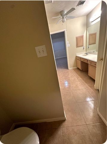 23127 N Waterlake Drive, Richmond, TX 77406