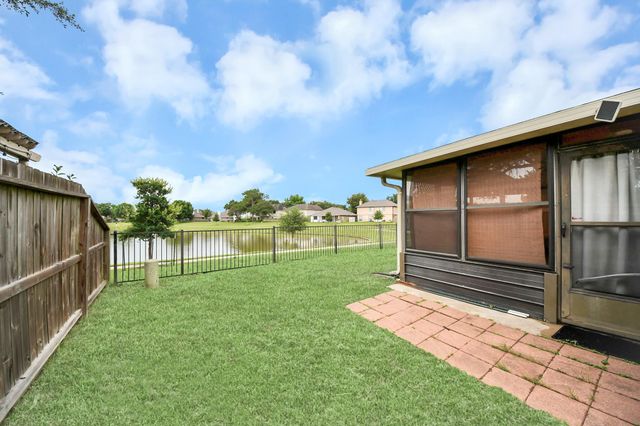 23127 N Waterlake Drive, Richmond, TX 77406