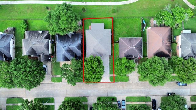 23127 N Waterlake Drive, Richmond, TX 77406