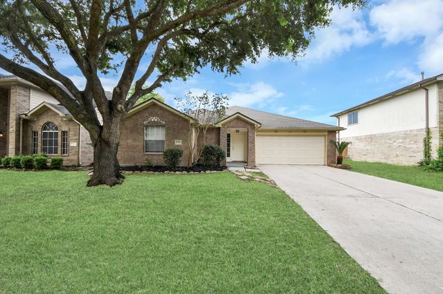 23127 N Waterlake Drive, Richmond, TX 77406