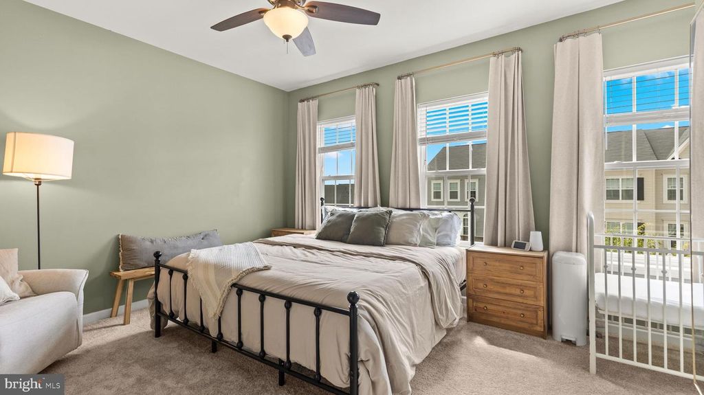 Image 20 of property listing at 5967 WHELAN LN, Frederick, MD 21703