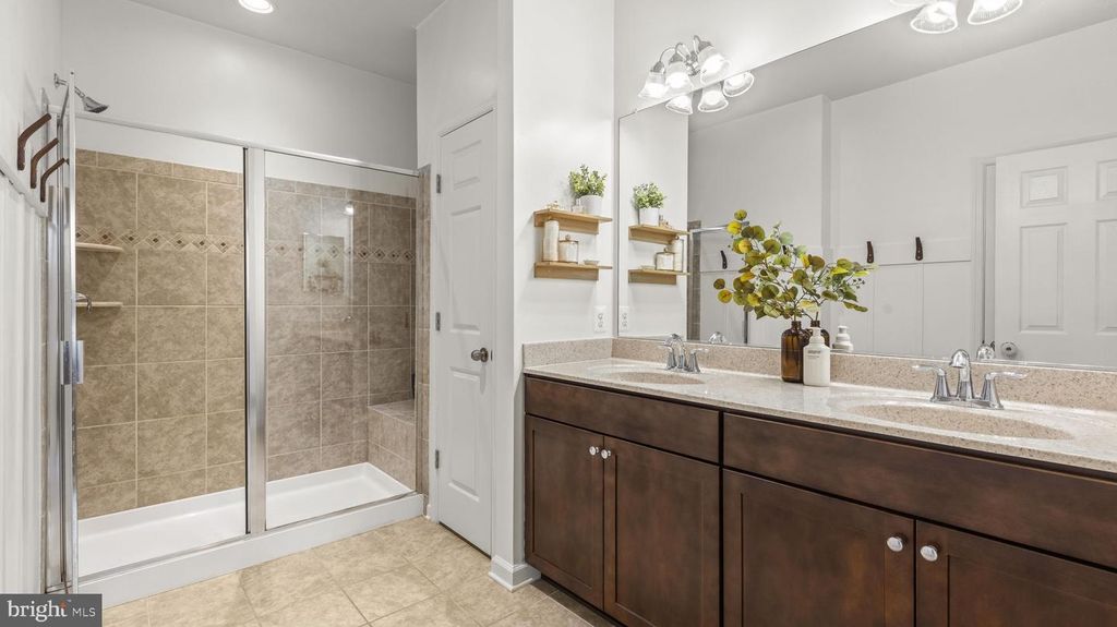 Image 21 of property listing at 5967 WHELAN LN, Frederick, MD 21703