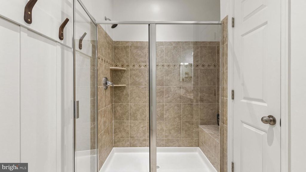 Image 22 of property listing at 5967 WHELAN LN, Frederick, MD 21703