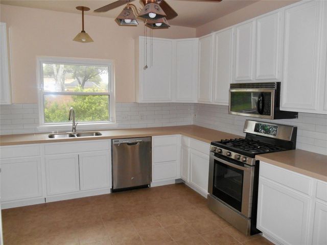 6203 Faulkner Ridge Drive, Katy, TX 77450