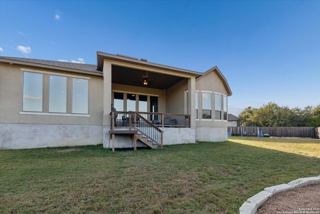 1386 Lyme Park, Bulverde, TX 78163