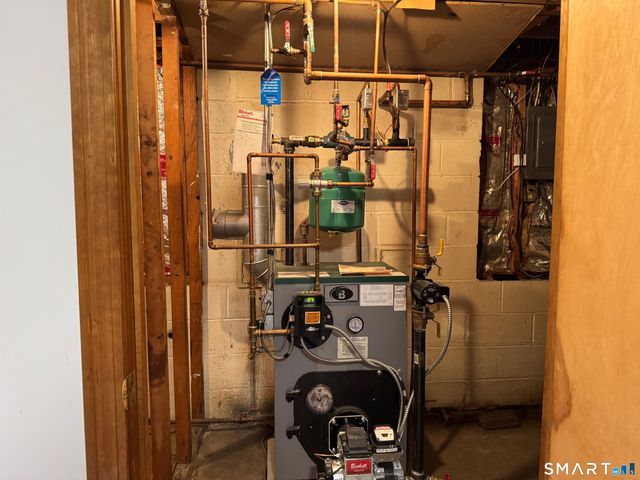 7 High Acres Road, Brookfield, CT 06804