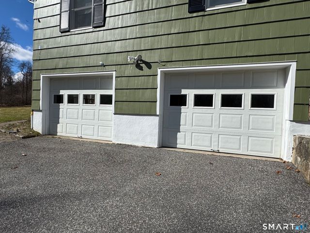 7 High Acres Road, Brookfield, CT 06804