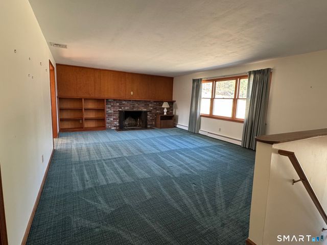 7 High Acres Road, Brookfield, CT 06804