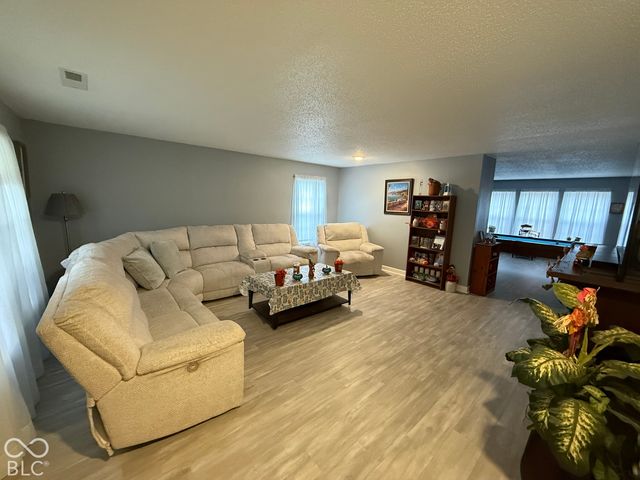 1835 Howell Drive, Indianapolis, IN 46231