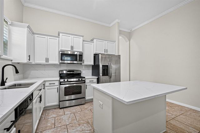 15631 Granite Mountain Trail, Houston, TX 77049