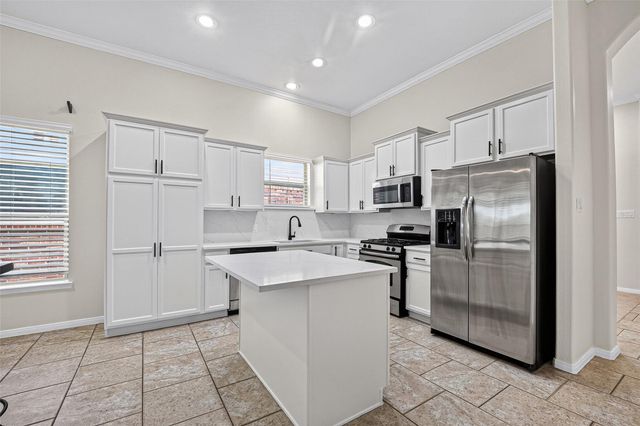 15631 Granite Mountain Trail, Houston, TX 77049