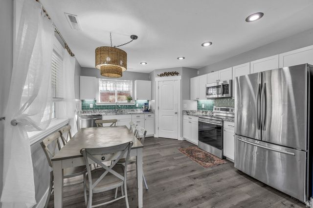 185 W CENTER ST, Ivins, UT 84738