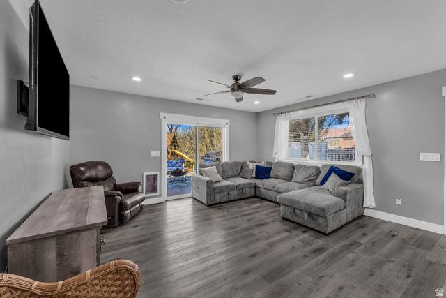 185 W CENTER ST, Ivins, UT 84738