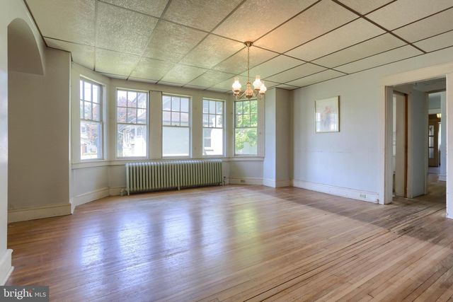 332 E WALNUT ST, Reading, PA 19607