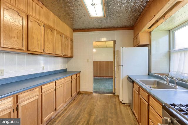 332 E WALNUT ST, Reading, PA 19607