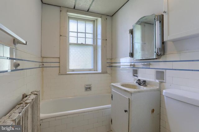 332 E WALNUT ST, Reading, PA 19607