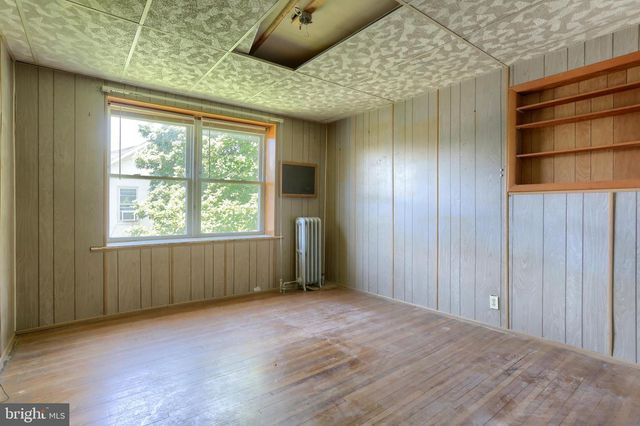 332 E WALNUT ST, Reading, PA 19607