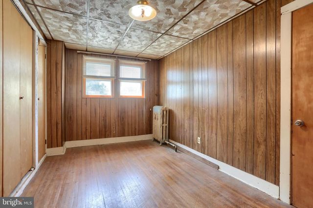 332 E WALNUT ST, Reading, PA 19607