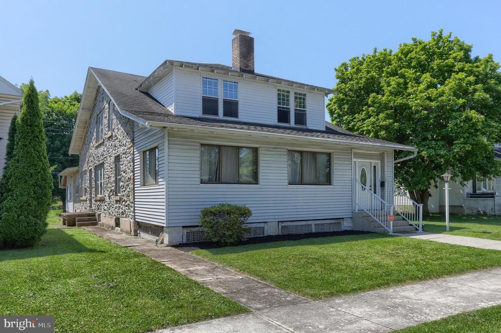 332 E WALNUT ST, Reading, PA 19607