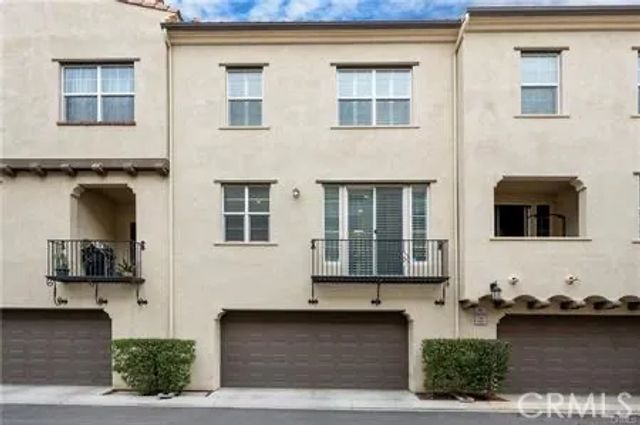 4432 Owens Street 105, Corona, CA 92883