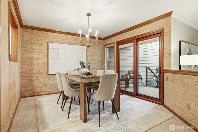 10327 NE 19th Place, Bellevue, WA 98004
