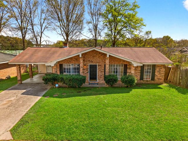 15 Southern Ln., Hattiesburg, MS 39402