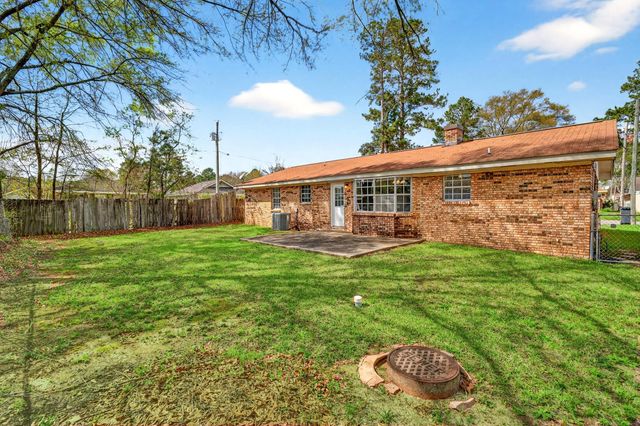 15 Southern Ln., Hattiesburg, MS 39402