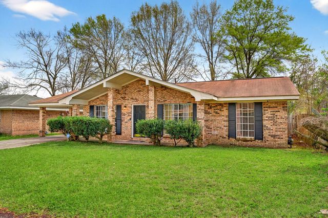 15 Southern Ln., Hattiesburg, MS 39402