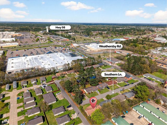 15 Southern Ln., Hattiesburg, MS 39402